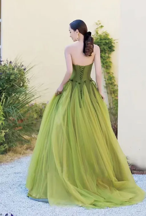 Romantic Forest Green Tulle Evening Dress